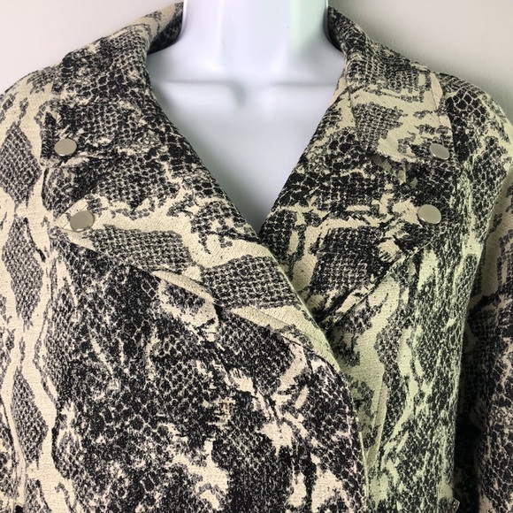 ZARA Cropped Moto Snake Print Tapestry Belted Pockets Size S EUC Jacket - Picture 6 of 16